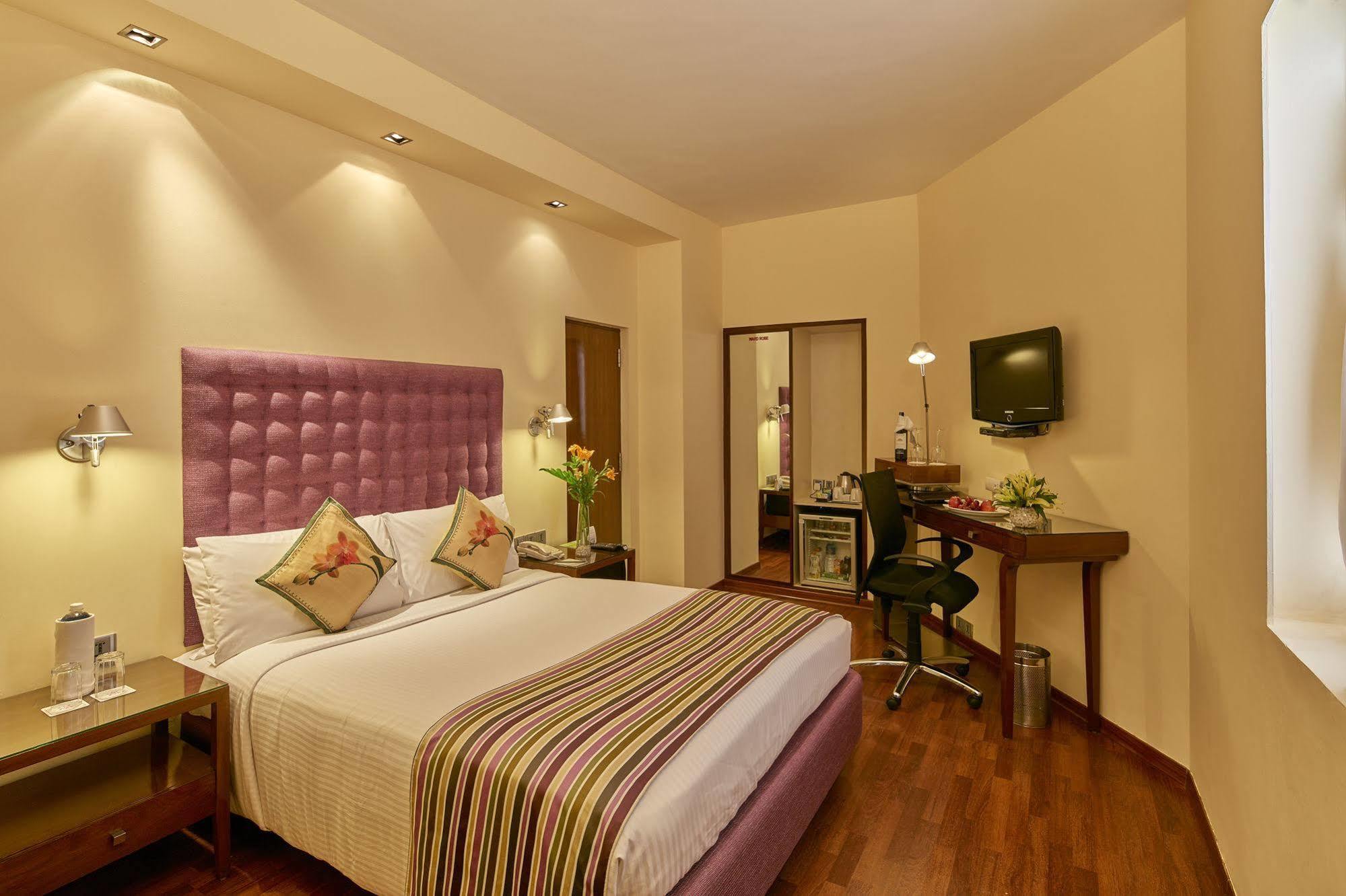 Royal Orchid Central Bangalore, Manipal Centre, Mg Road Dış mekan fotoğraf