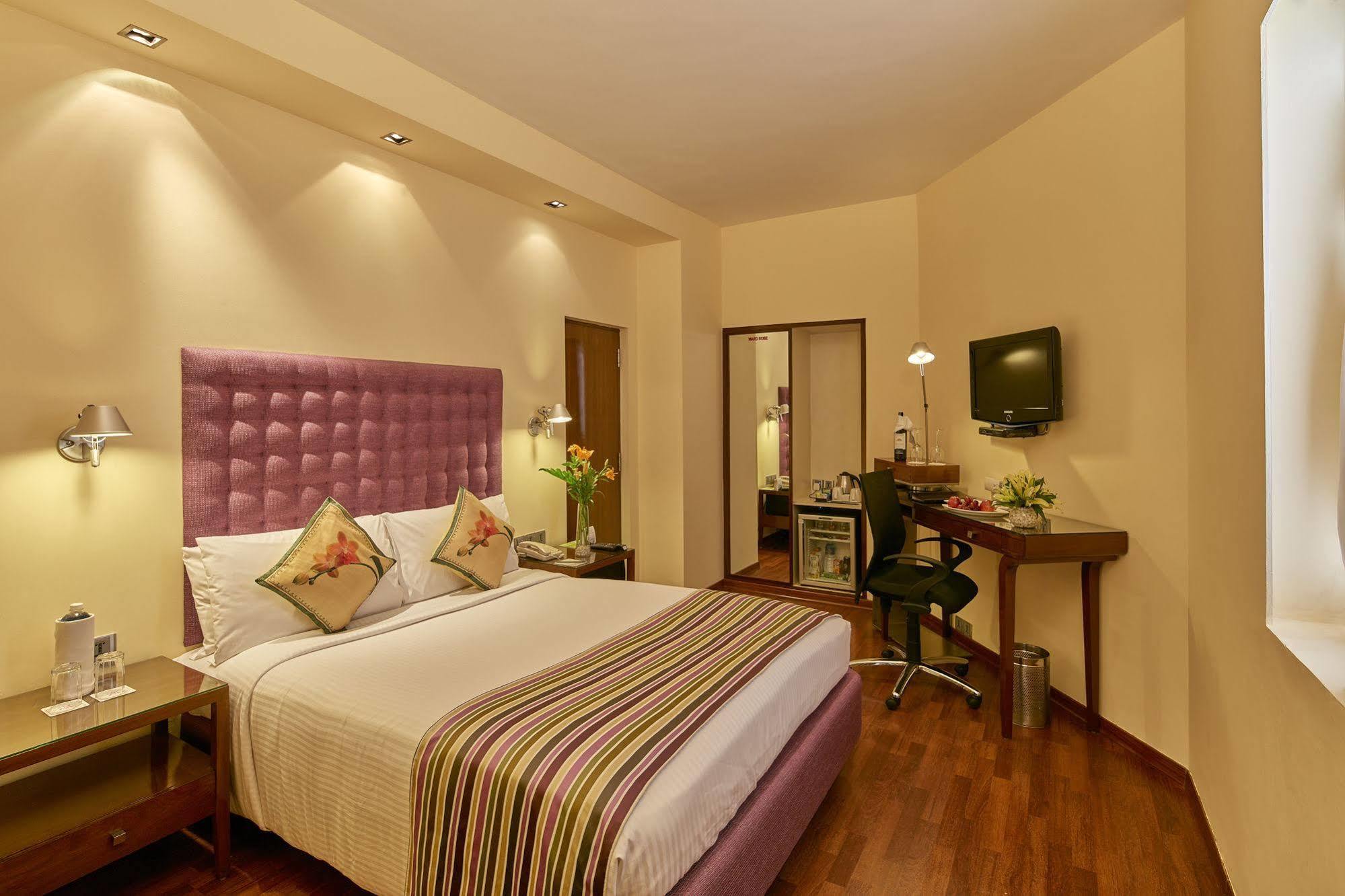 Royal Orchid Central Bangalore, Mg Road Dış mekan fotoğraf